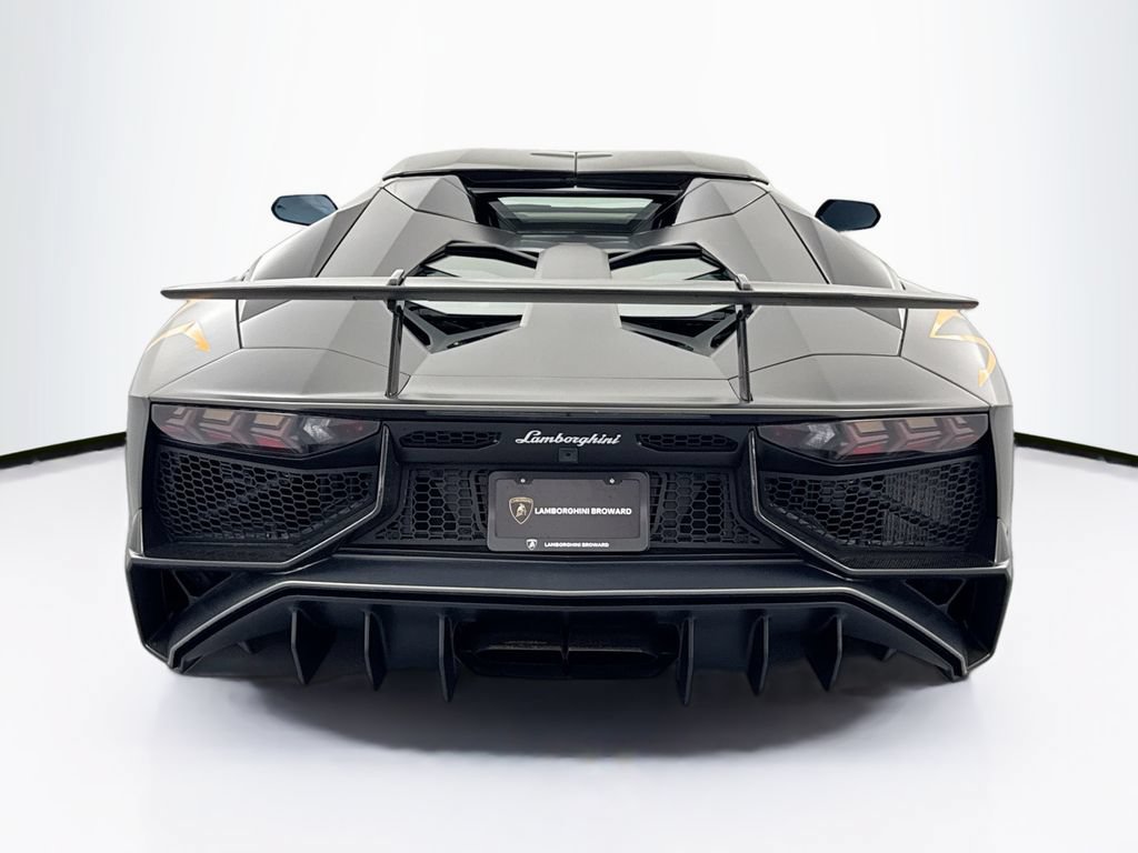 Used 2017 Lamborghini Aventador LP 750-4 Superveloce AWD/4WD image 34