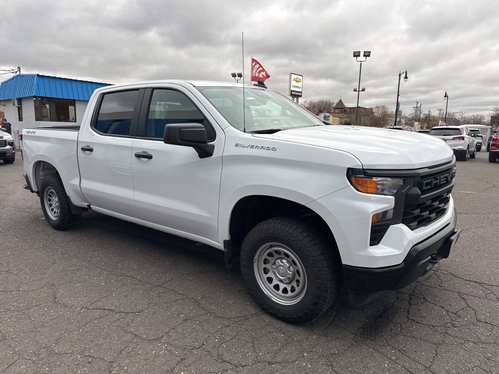Used 2024 Chevrolet Silverado 1500 W/T w/ WT Value Package image 5