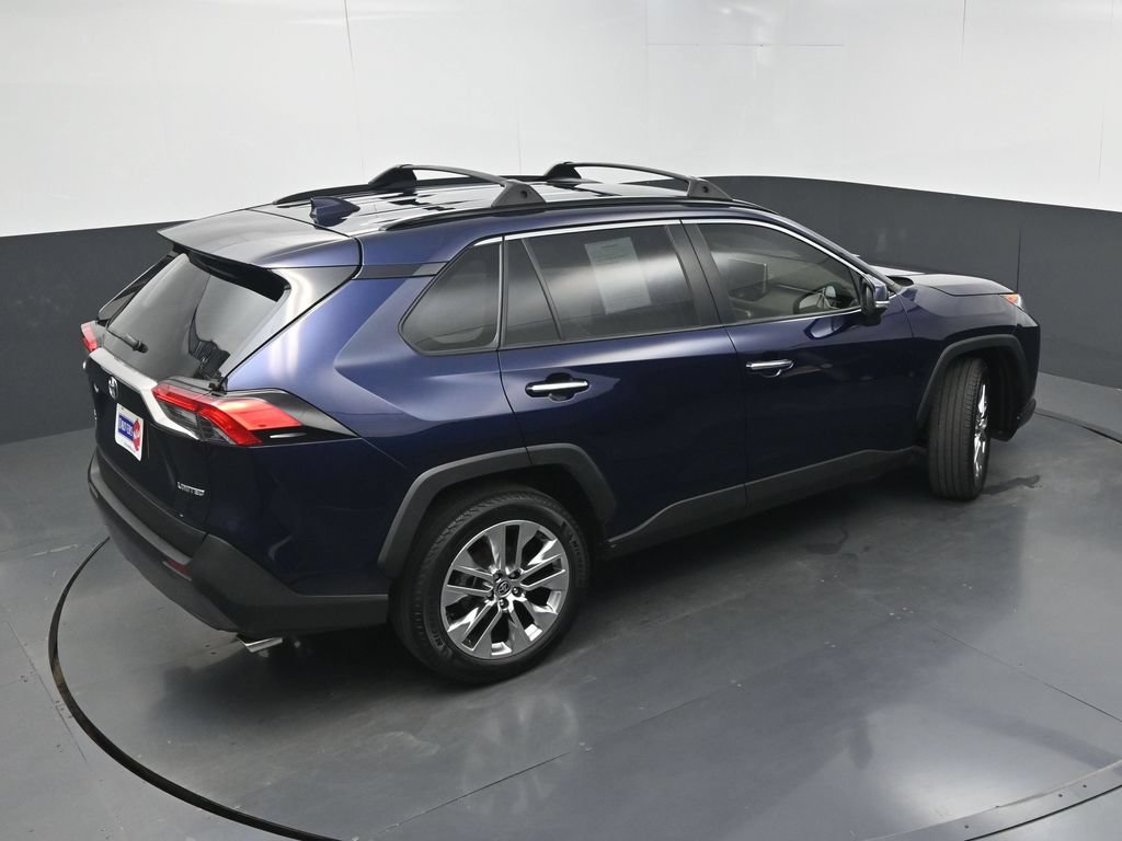 Used 2020 Toyota RAV4 Limited FWD image 35