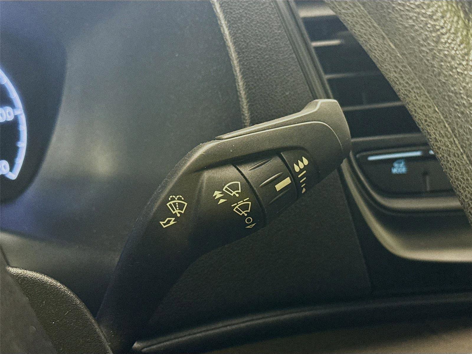 Used 2020 Ford Transit 350 XL image 4