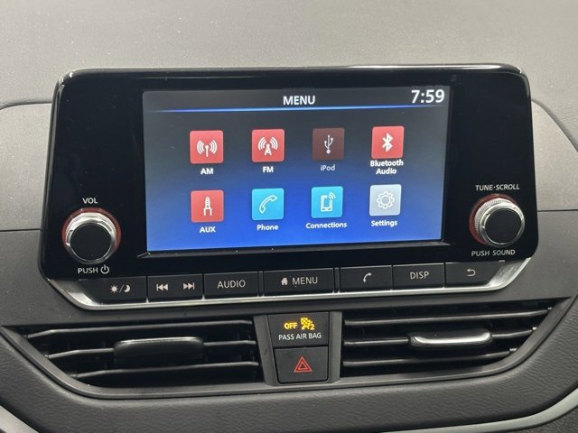 Used 2024 Nissan Altima 2.5 S image 19