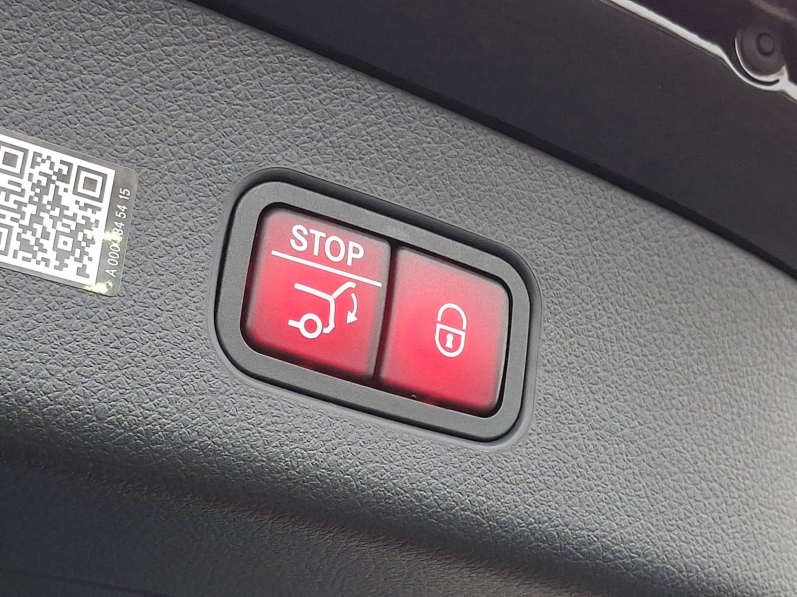 Used 2026 Mercedes-Benz GLC 300 4MATIC image 22