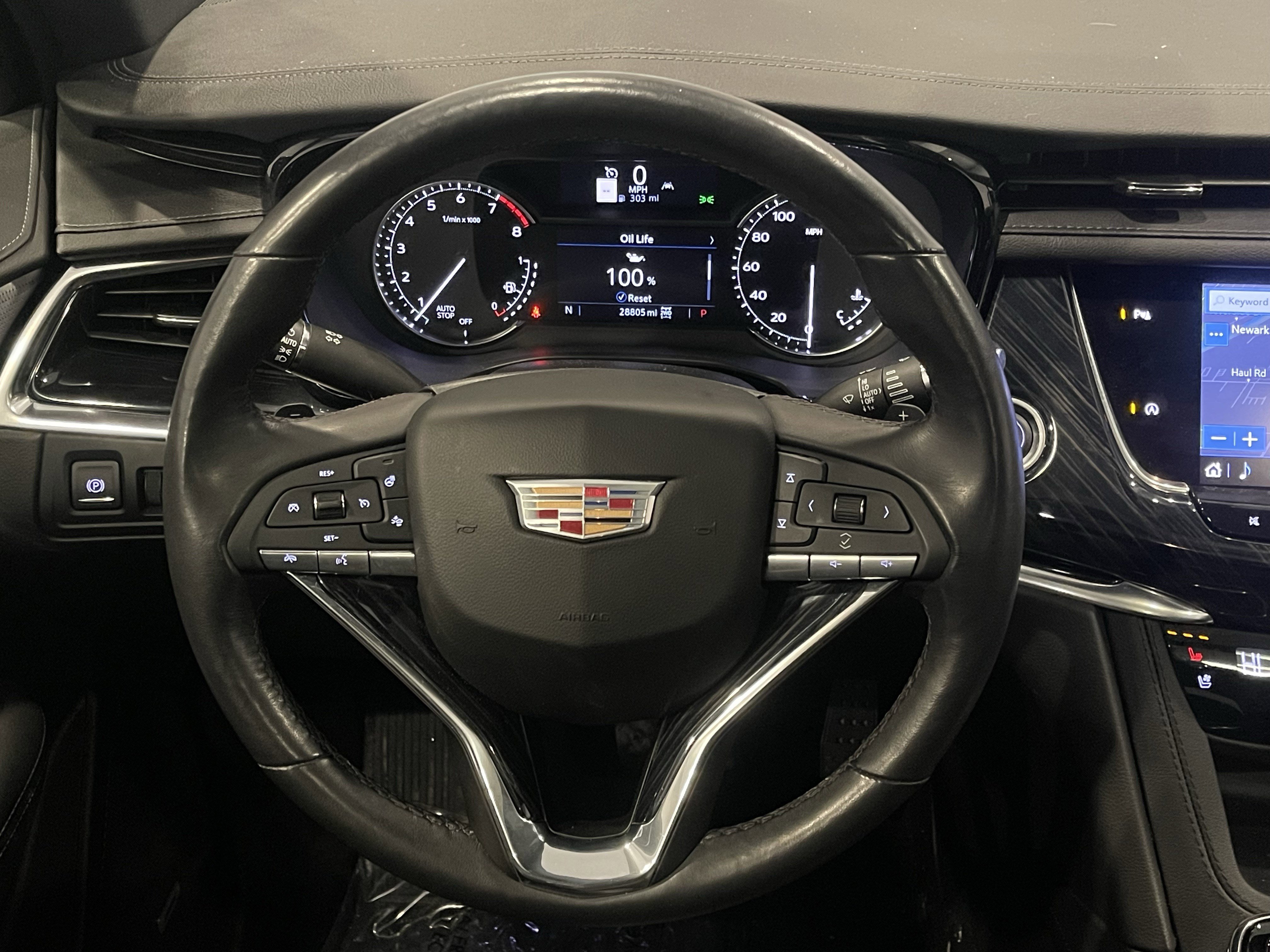 Used 2023 Cadillac XT6 Premium Luxury image 19