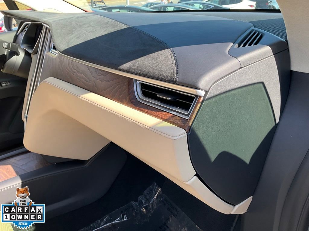 Used 2016 Tesla Model X 75D image 84