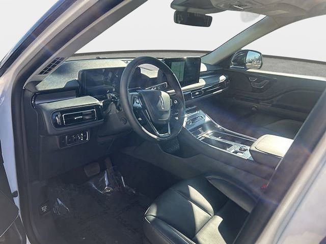 New 2026 Lincoln Aviator Premiere image 11