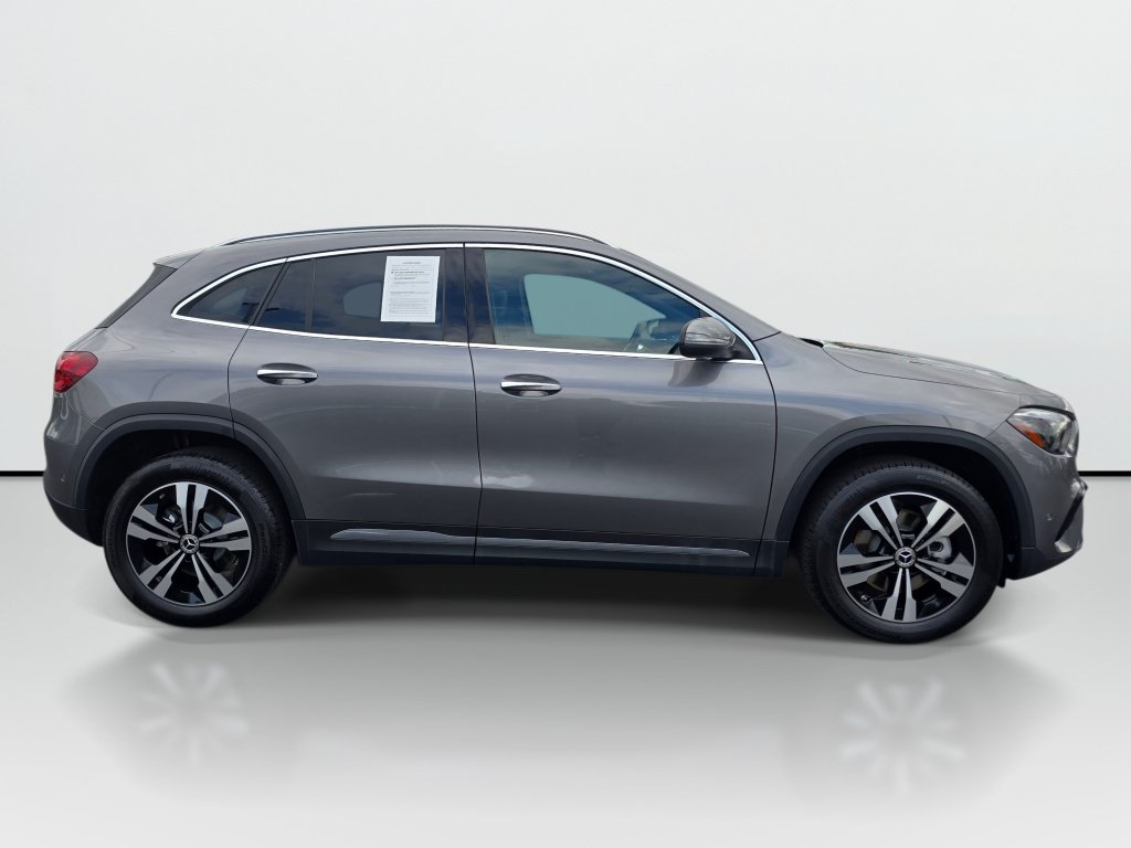 Used 2025 Mercedes-Benz GLA 250 4MATIC image 6