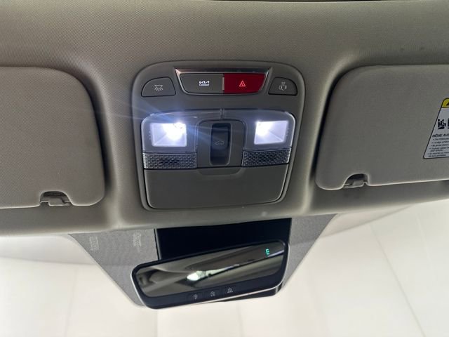 Used 2025 Kia Telluride S image 24