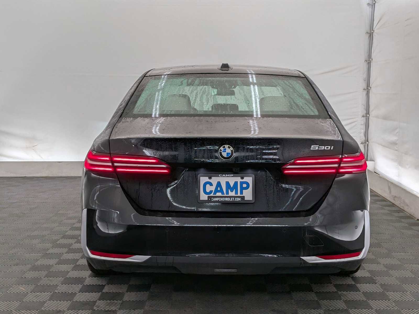 Used 2024 BMW 530i 530i w/ Premium Package image 5