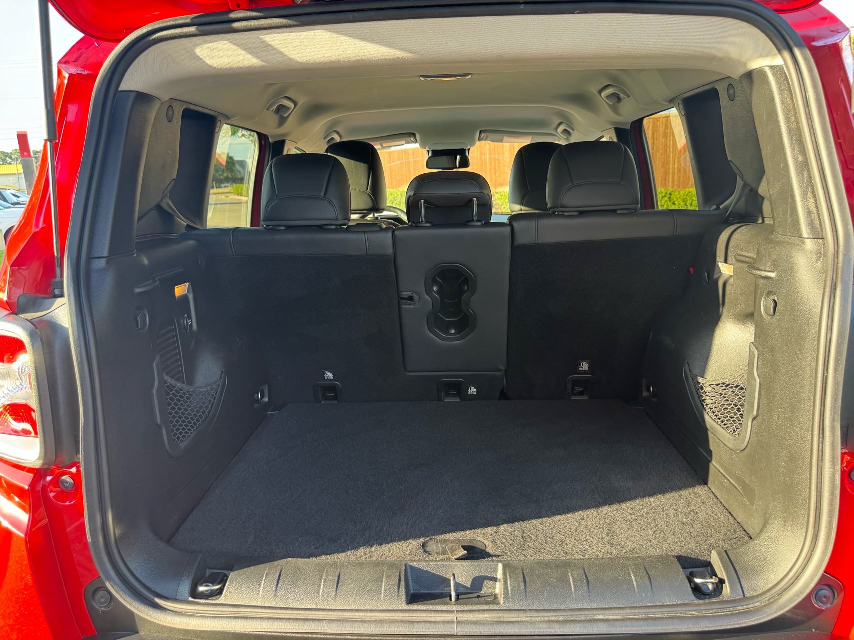 Used 2016 Jeep Renegade Limited FWD image 25