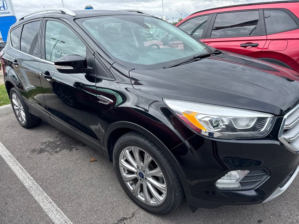 Used 2017 Ford Escape Titanium FWD image 3