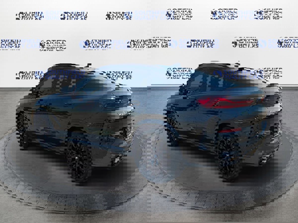 Used 2021 BMW X6 xDrive40i w/ Premium Enhanced Package image 4