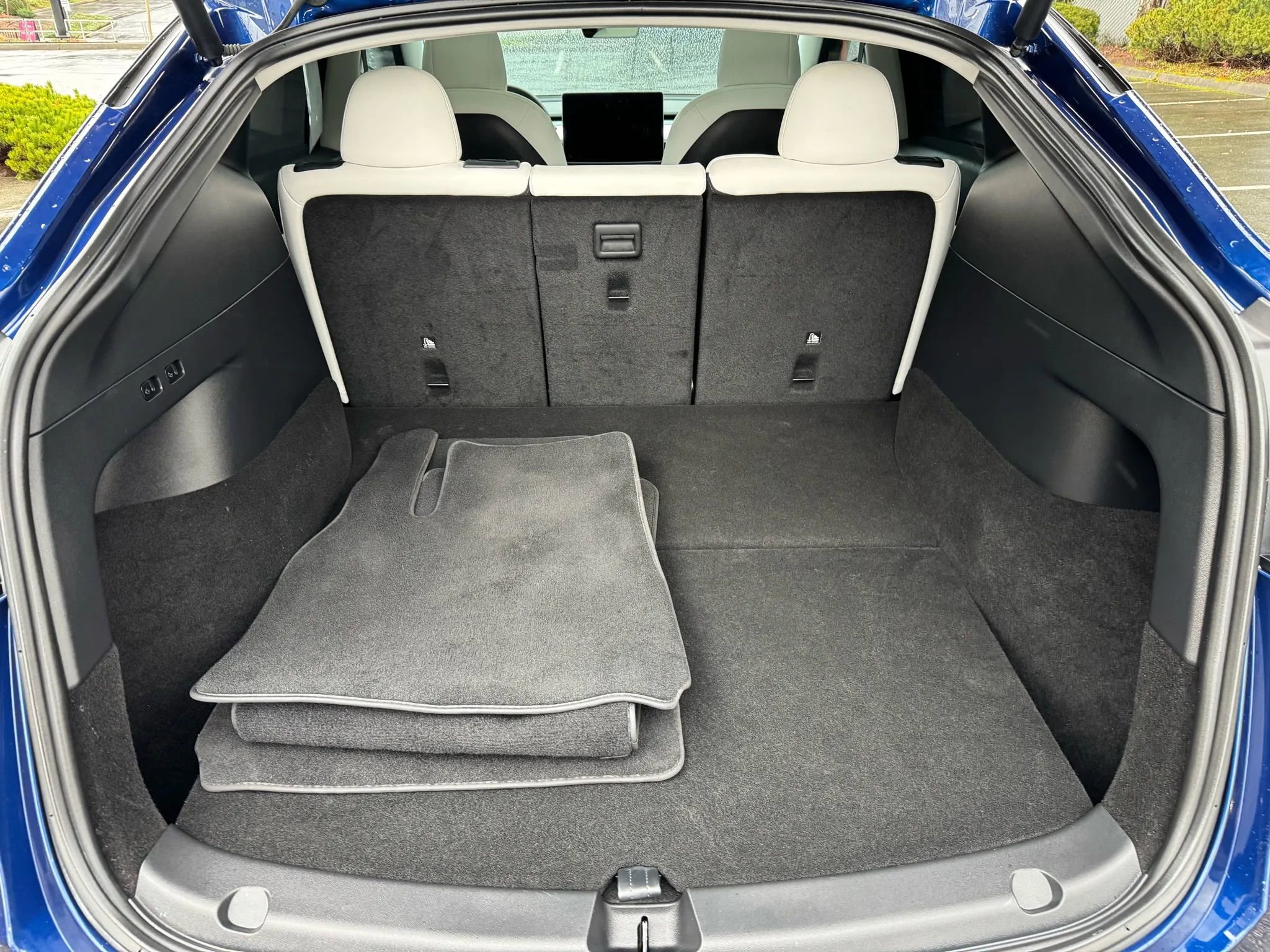 Used 2022 Tesla Model Y Performance image 28