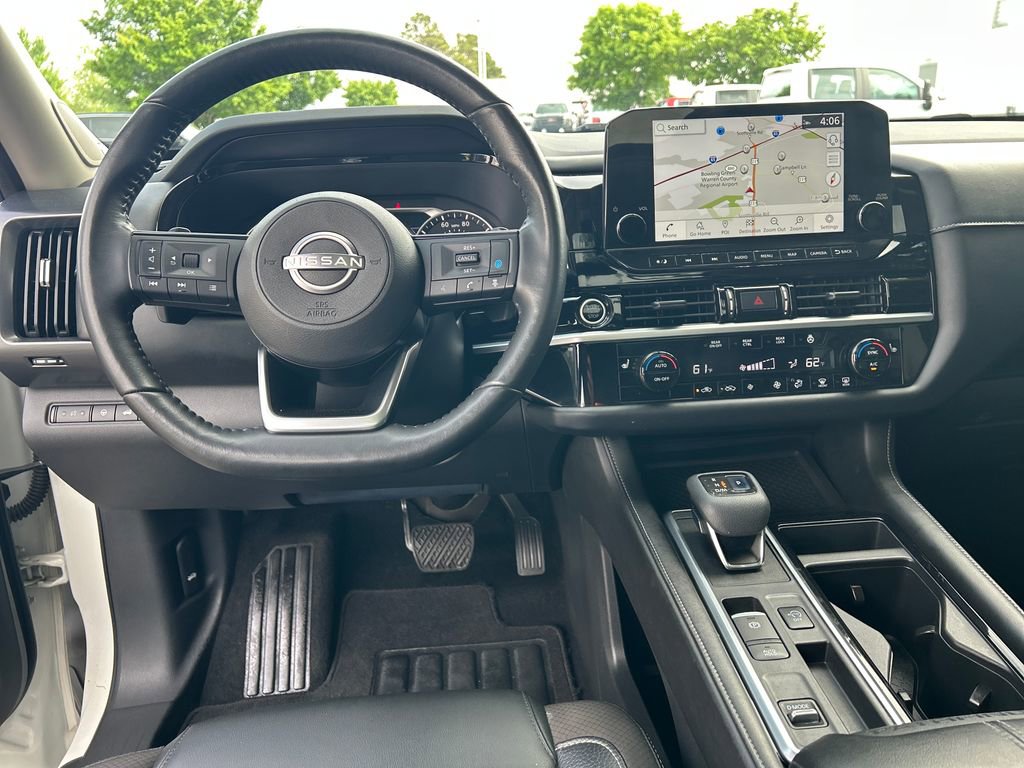 Used 2022 Nissan Pathfinder SL w/ SL Premium Package FWD image 34