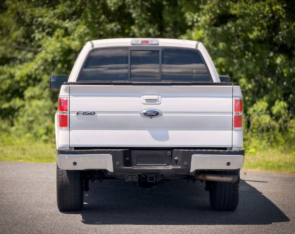 Used 2013 Ford F150 Lariat w/ Mid Equipment Group AWD/4WD image 10