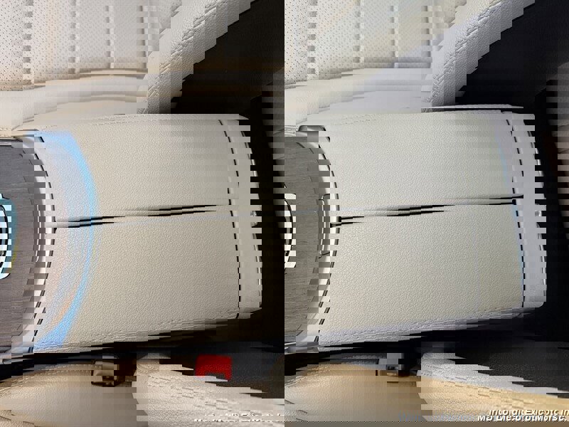 Used 2021 Mercedes-Benz C 300 4MATIC Sedan w/ Premium Package image 38