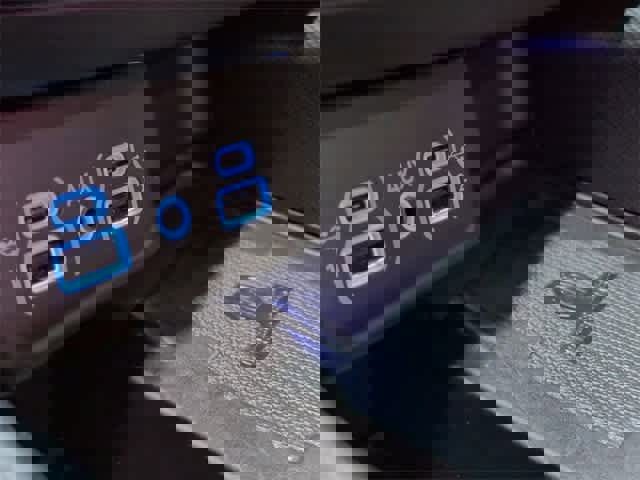 Used 2021 Dodge Durango SRT Hellcat w/ Technology Group image 33