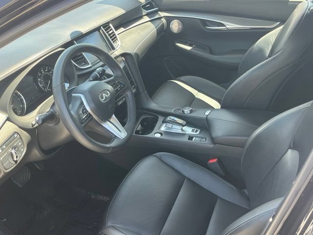 Certified 2024 INFINITI QX50 Luxe FWD image 11