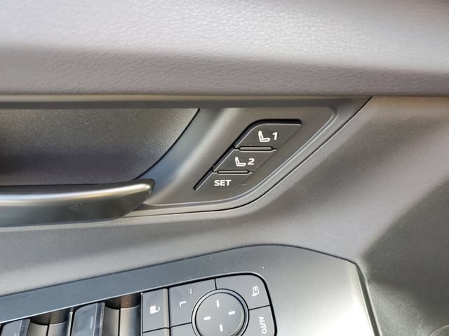 New 2026 Toyota C-HR AWD/4WD image 17