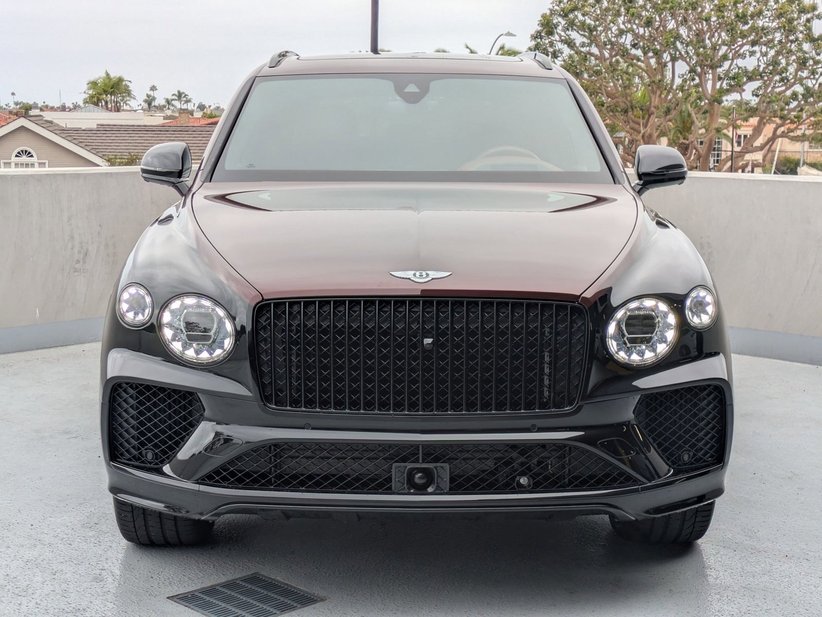 Certified 2025 Bentley Bentayga image 10