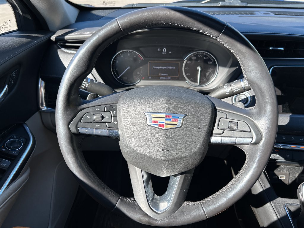 Used 2021 Cadillac XT4 Premium Luxury AWD/4WD image 11