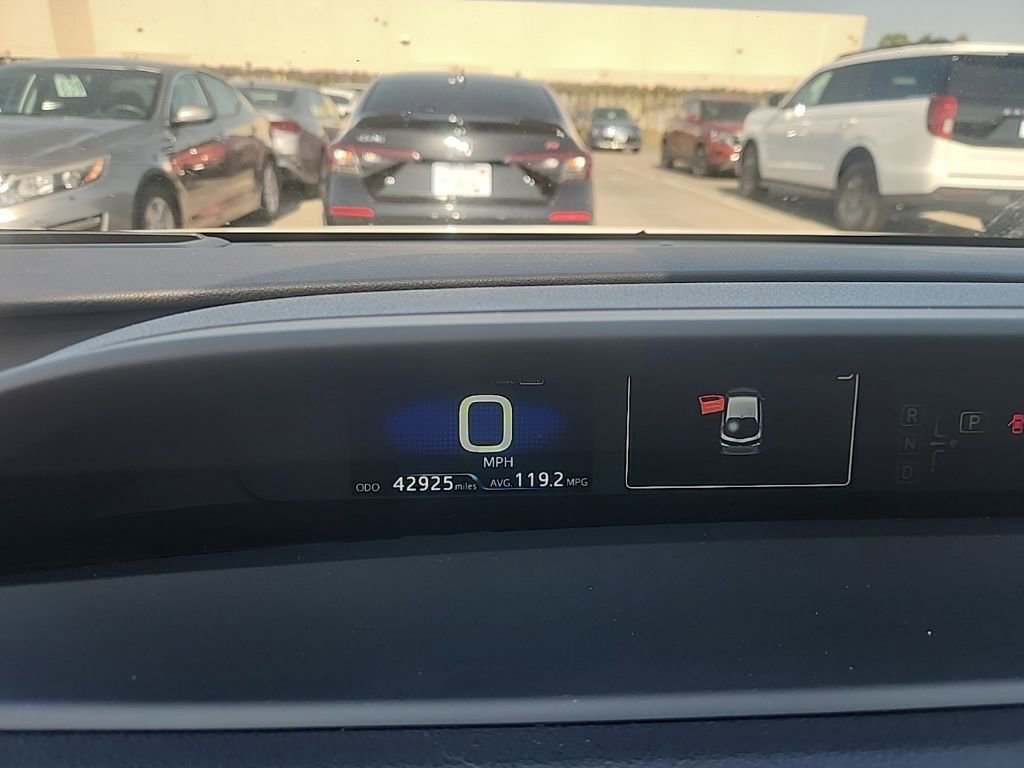 Used 2021 Toyota Prius Prime Limited w/ Carpet Mat Package (TMS) FWD image 18