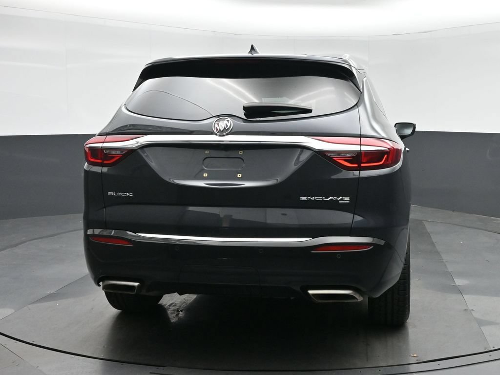 Used 2018 Buick Enclave Essence AWD/4WD image 6