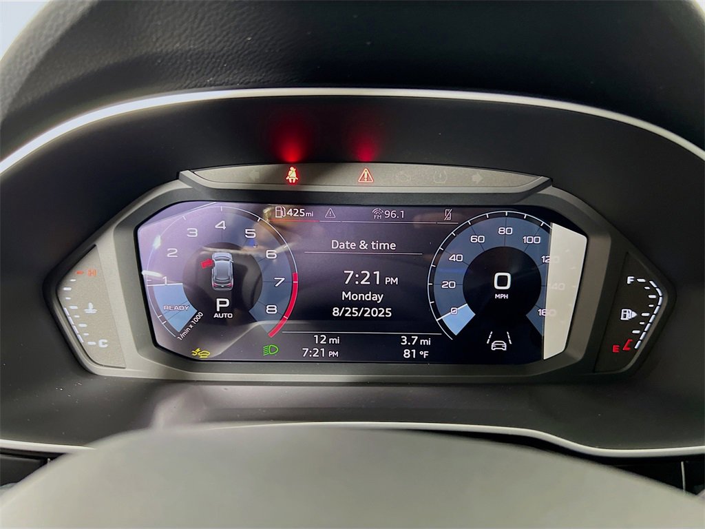 New 2025 Audi Q3 2.0T Premium image 13