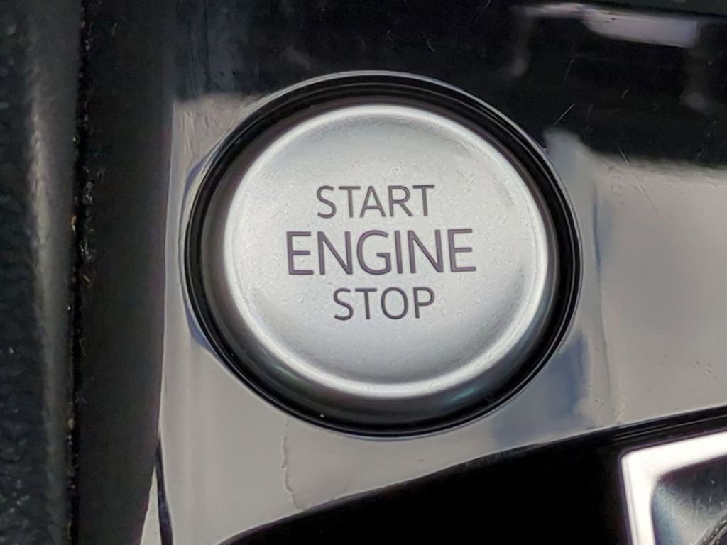 Used 2023 Volkswagen Taos S image 27