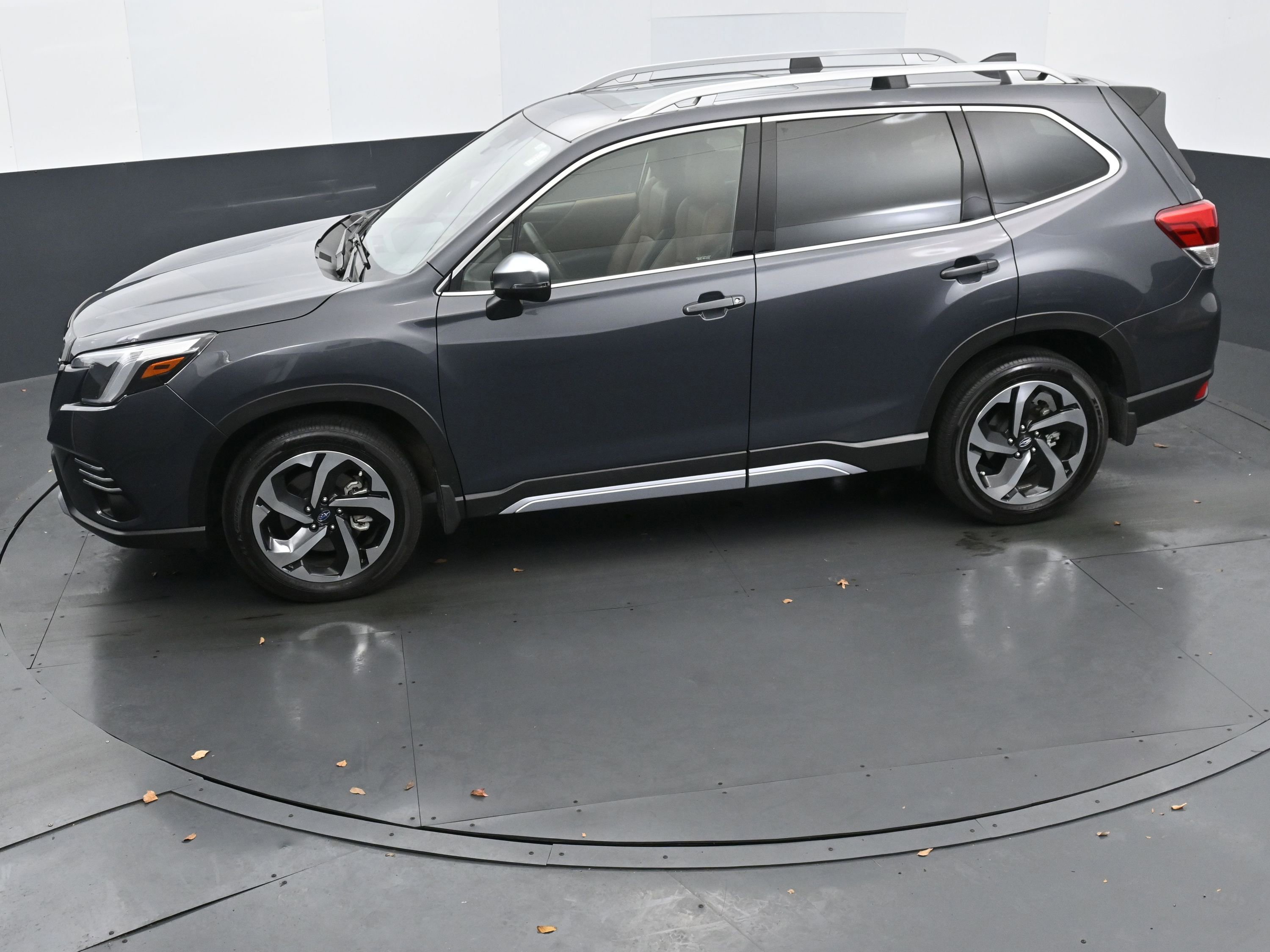 Used 2024 Subaru Forester Touring w/ Pop Package 2 image 29