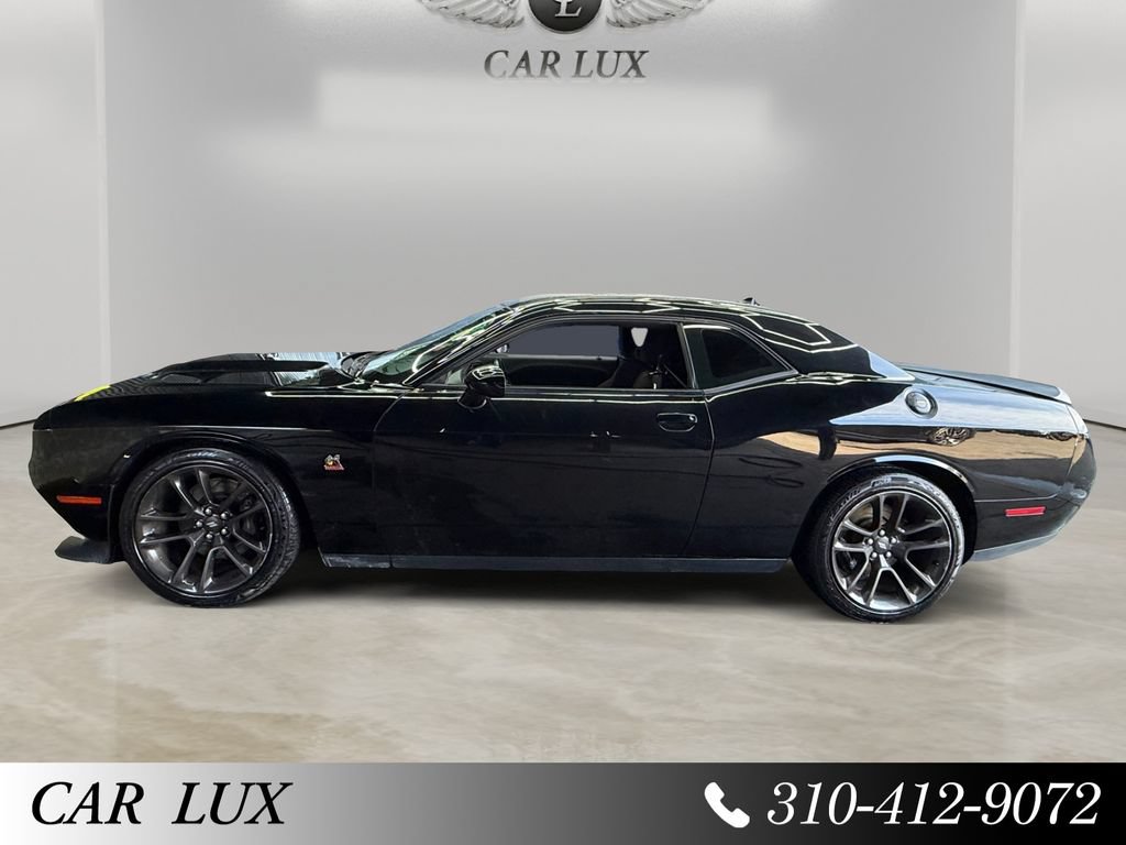 Used 2020 Dodge Challenger R/T Scat Pack RWD image 2