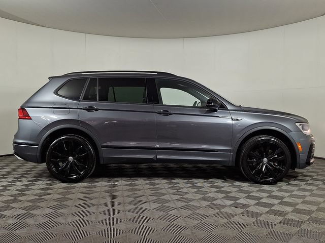 Used 2021 Volkswagen Tiguan SE R-Line AWD/4WD image 10