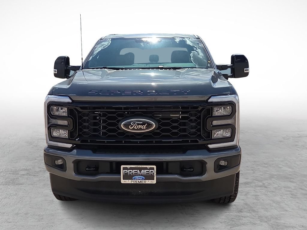 New 2026 Ford F250 Lariat w/ Black Appearance Package AWD/4WD image 3