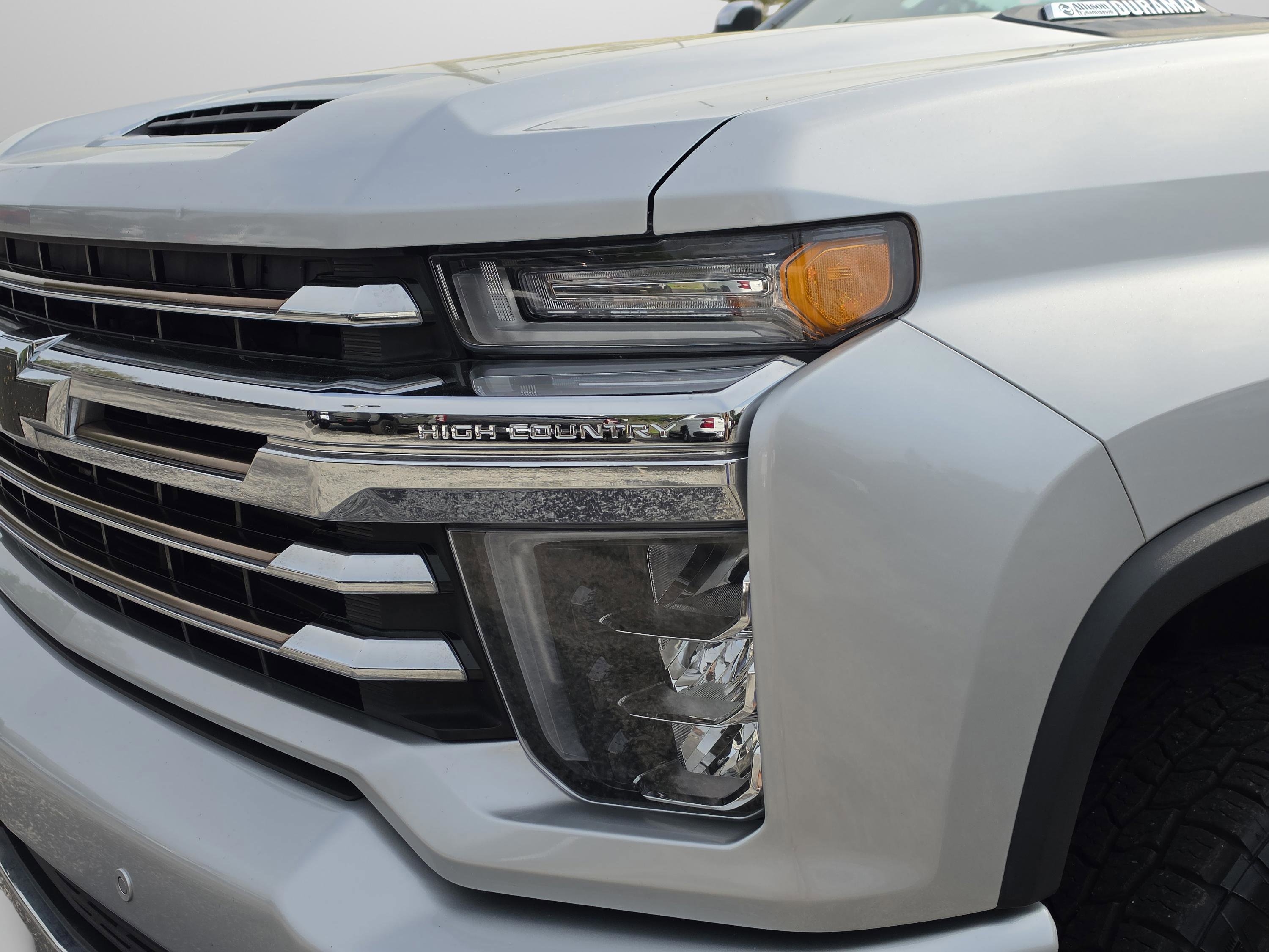 Used 2020 Chevrolet Silverado 2500 High Country w/ Technology Package image 13