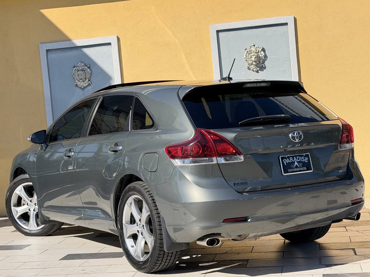 Used 2013 Toyota Venza Limited FWD image 6