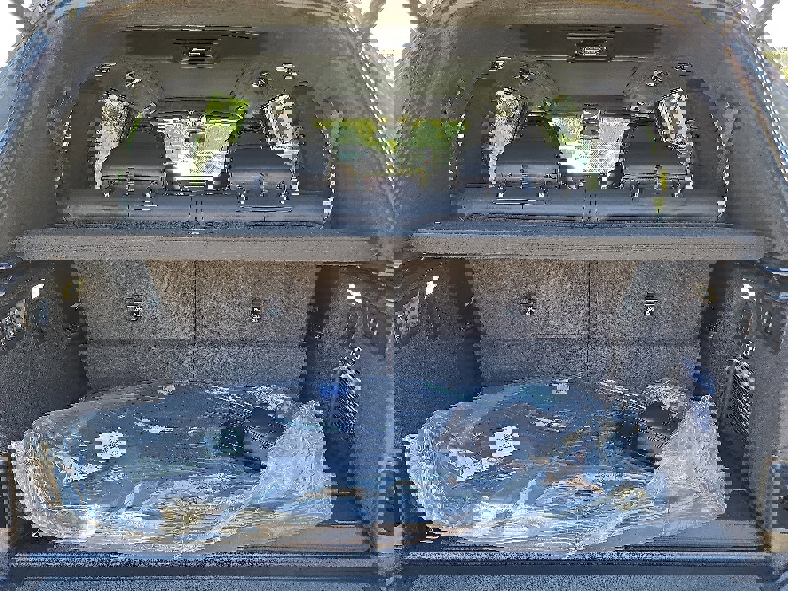 Used 2026 BMW X7 xDrive40i w/ Premium Package image 12