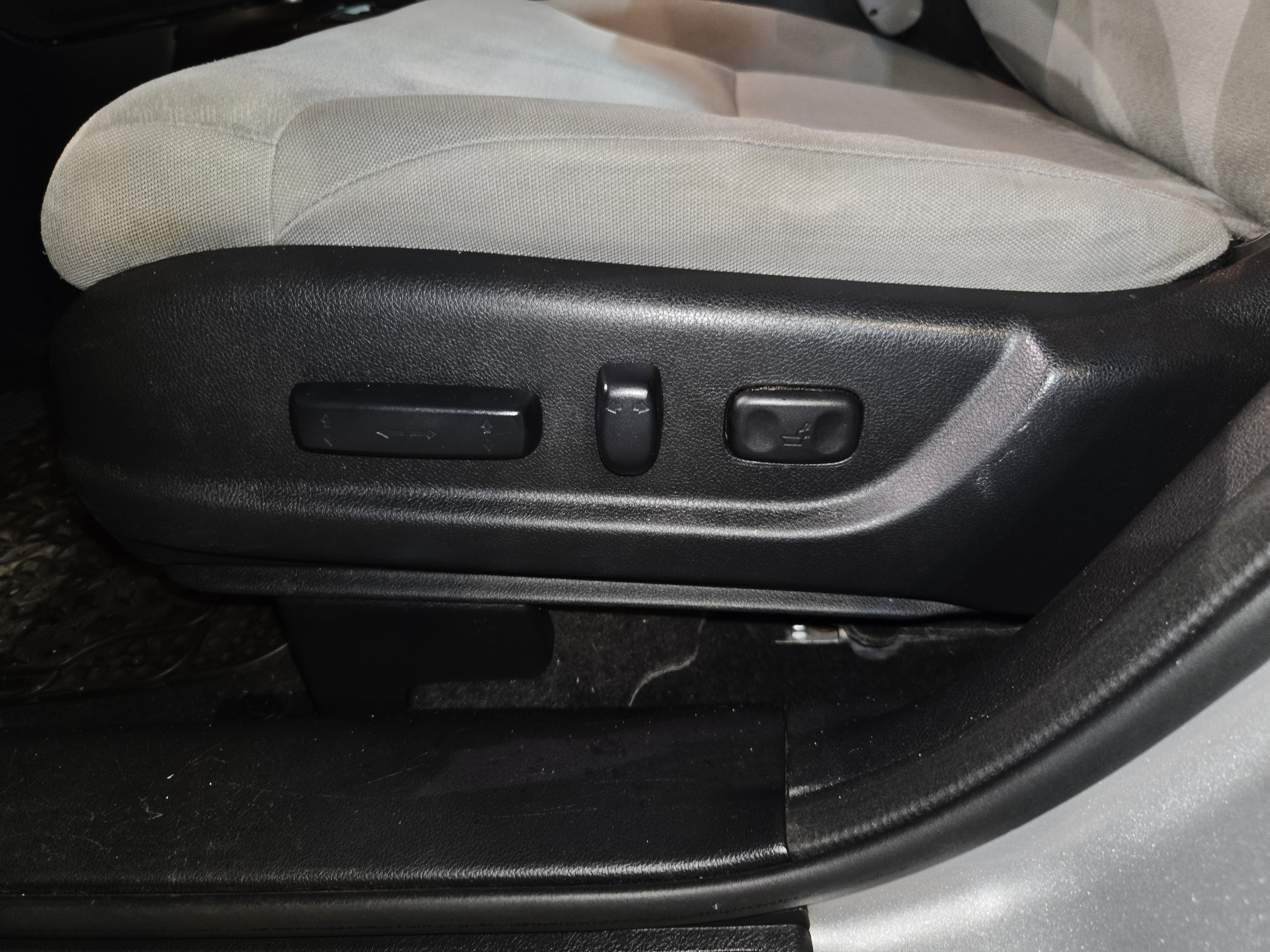 Used 2015 Honda CR-V EX image 18