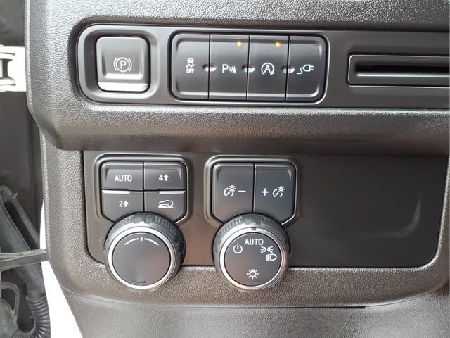 Used 2021 Chevrolet Tahoe LS AWD/4WD image 18