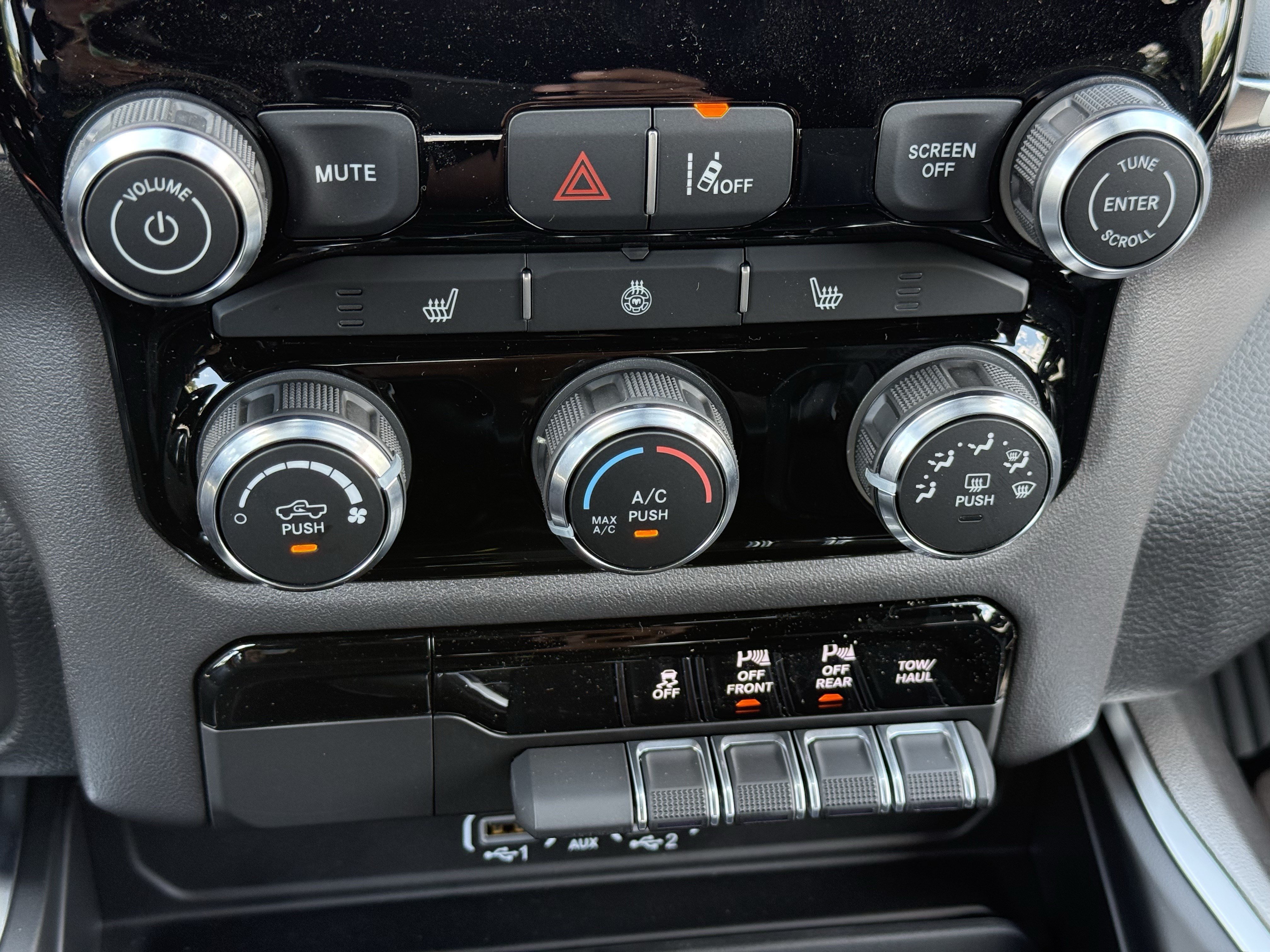 New 2026 RAM 1500 Big Horn w/ Night Edition AWD/4WD image 26