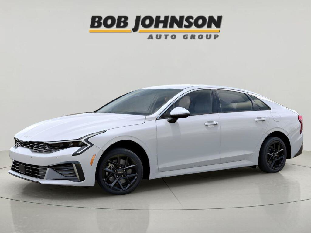 New 2026 Kia K5 LXS FWD image 3