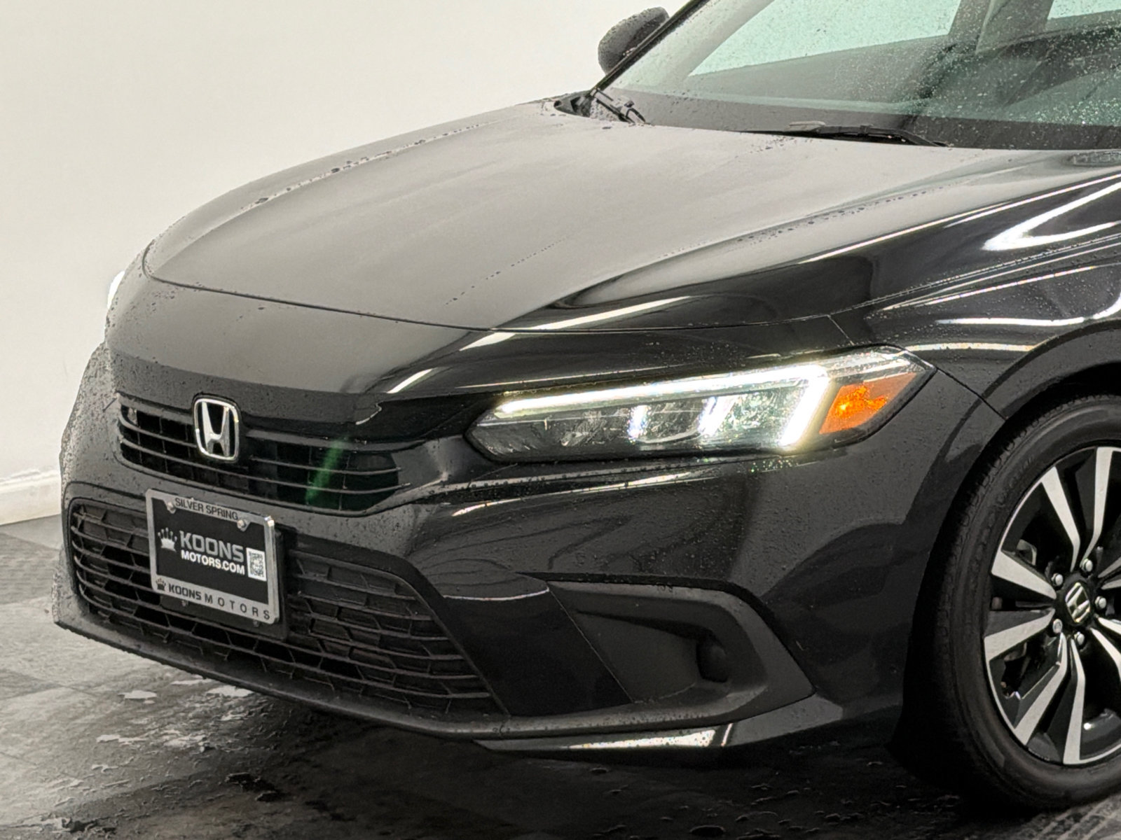 Used 2023 Honda Civic EX image 2