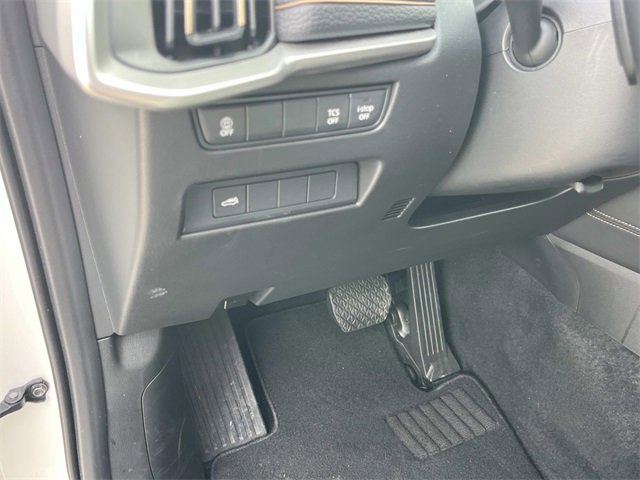 Used 2024 MAZDA CX-90 3.3 Turbo w/ Preferred Plus image 32