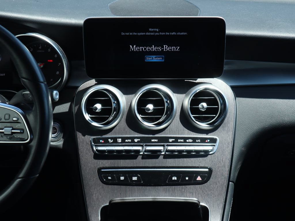 Used 2020 Mercedes-Benz GLC 300 image 8