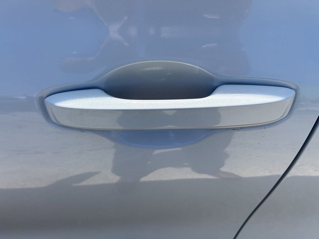 New 2026 Honda HR-V EX-L image 11