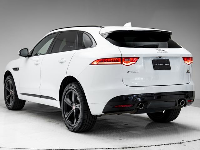 Used 2018 Jaguar F-PACE S image 3