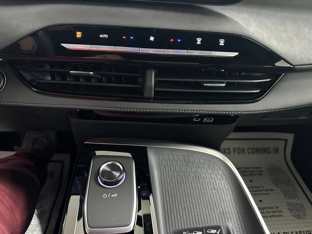 New 2027 Buick Enclave Sport Touring w/ Power Package AWD/4WD image 49