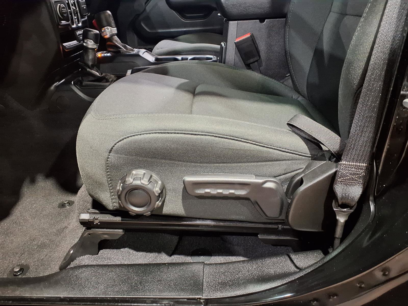 Used 2021 Jeep Wrangler Unlimited Sport AWD/4WD image 16