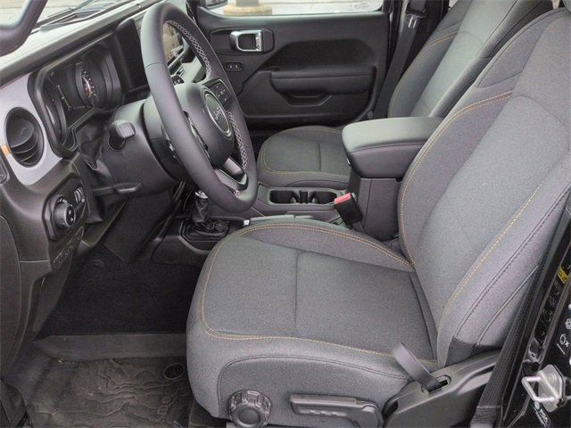 New 2025 Jeep Gladiator Sport image 12