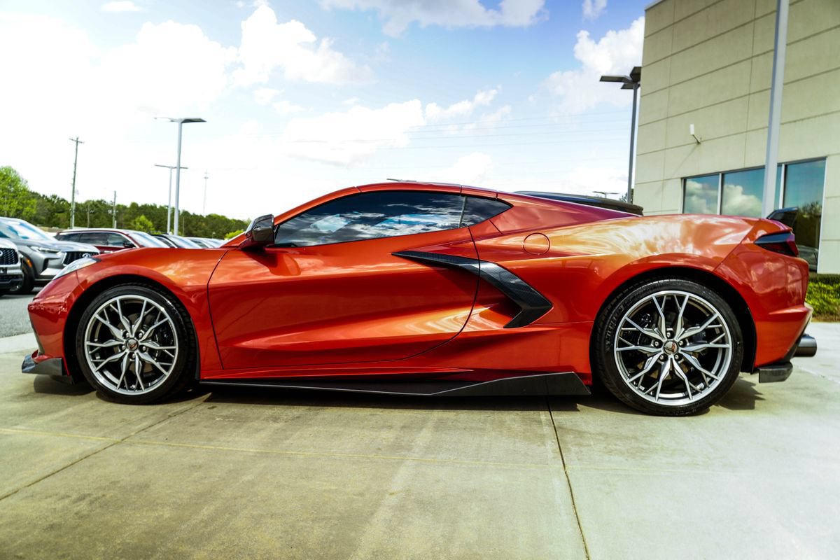 Used 2024 Chevrolet Corvette Stingray Preferred Cpe w/ Battery Protection Package RWD image 9