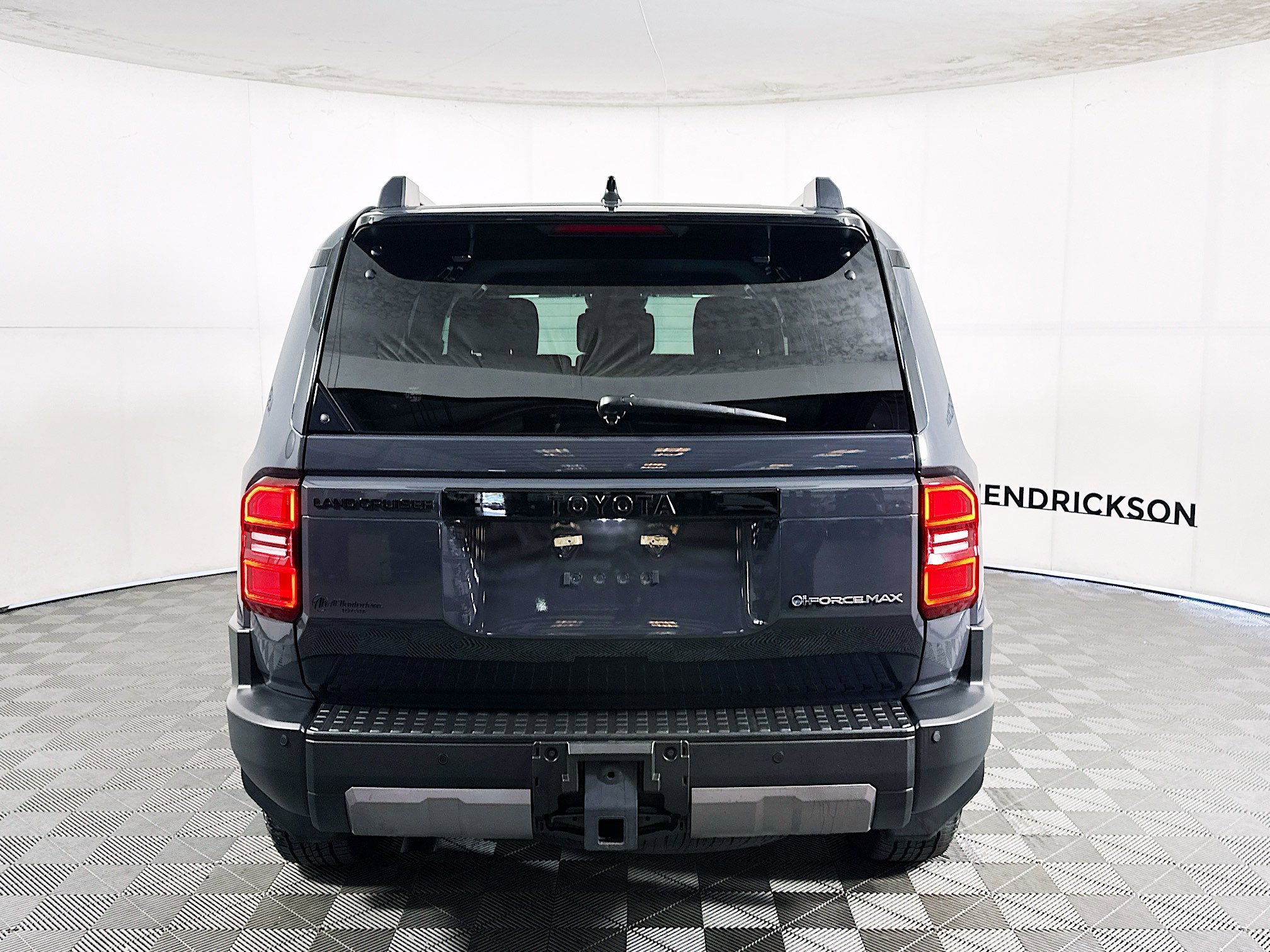 Certified 2025 Toyota Land Cruiser image 4