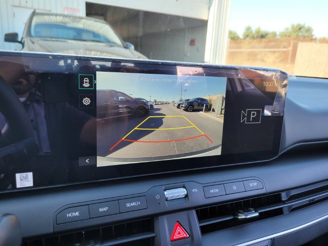 New 2026 Kia K4 FWD image 10